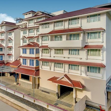 Sterling Guruvayur Guruvāyūr Exterior foto